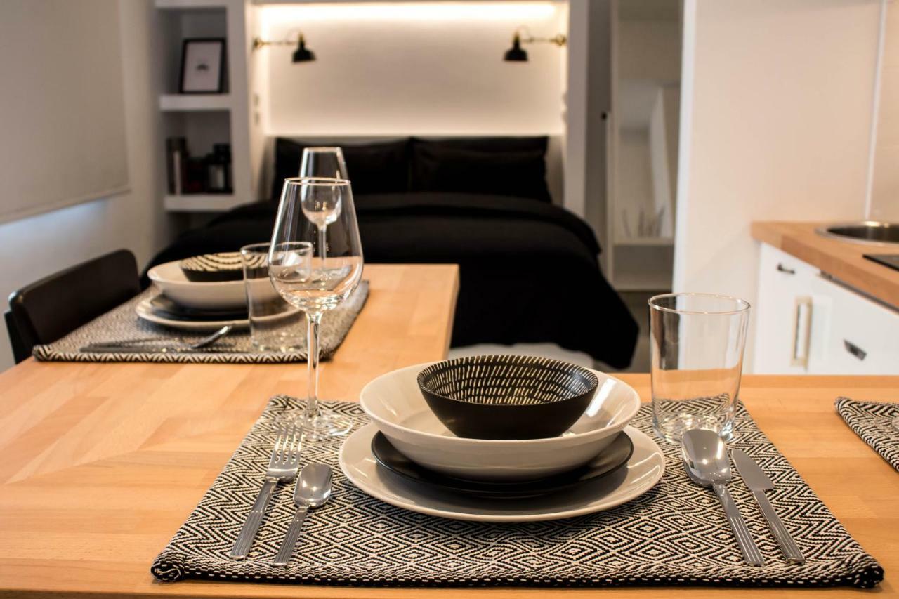 Super Stylish Apartments In Syntagma Square! Atene Esterno foto