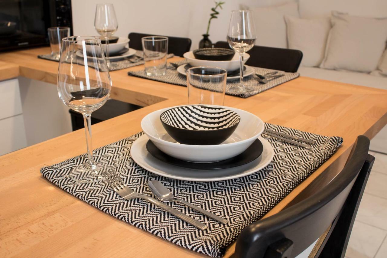 Super Stylish Apartments In Syntagma Square! Atene Esterno foto