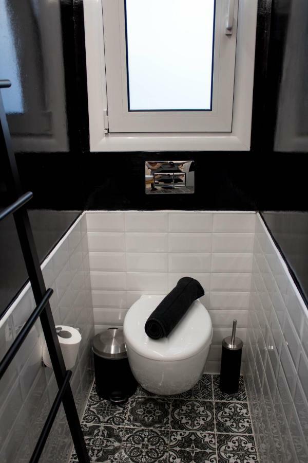 Super Stylish Apartments In Syntagma Square! Atene Esterno foto